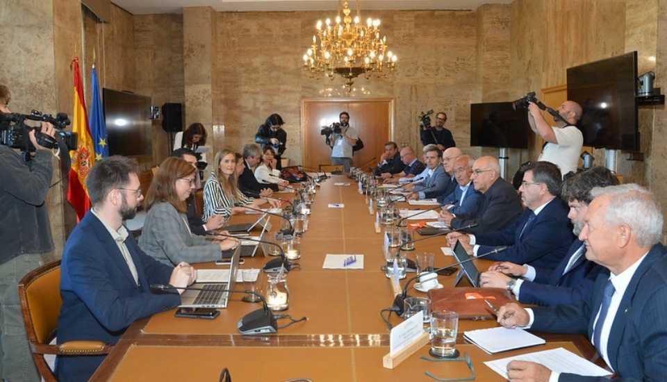 Ministros y sector agroalimentario se reúnen para avanzar en el Pacto climático