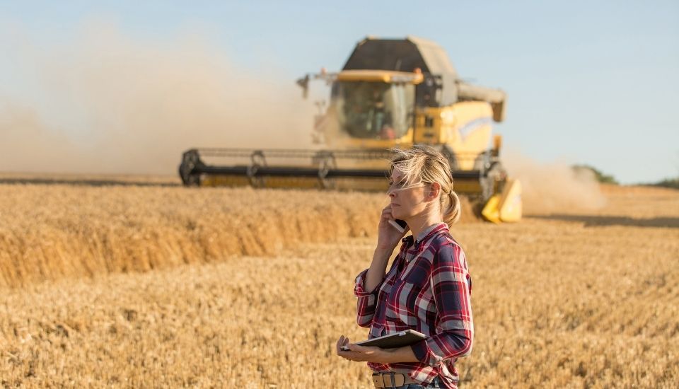 Cientos de jóvenes agricultores esperan ayudas en Extremadura desde 2023