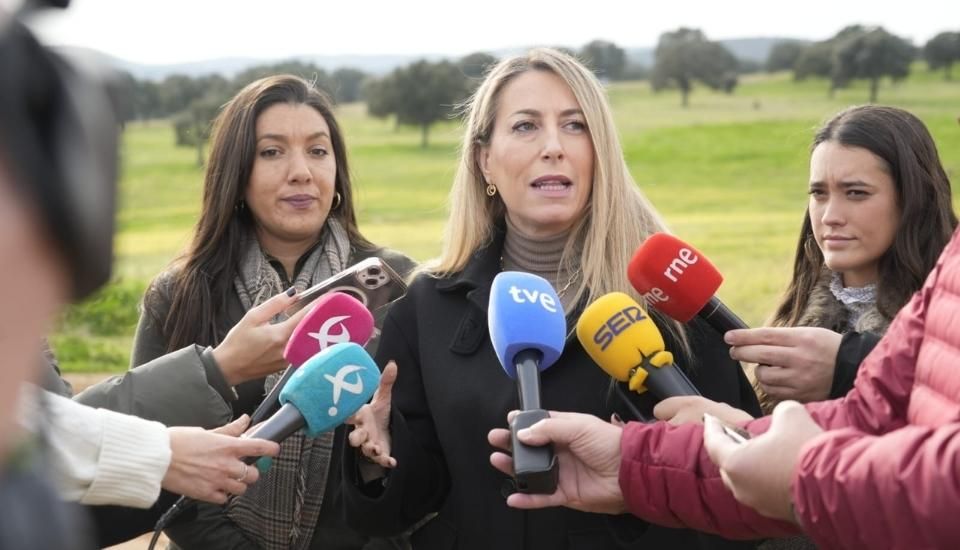 María Guardiola apuesta por el mundo rural y la ganadería de Extremadura en campaña electoral