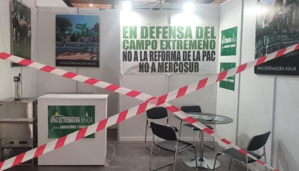 Apag Extremadura Asaja cierra su stand en Agroexpo como gesto de protesta