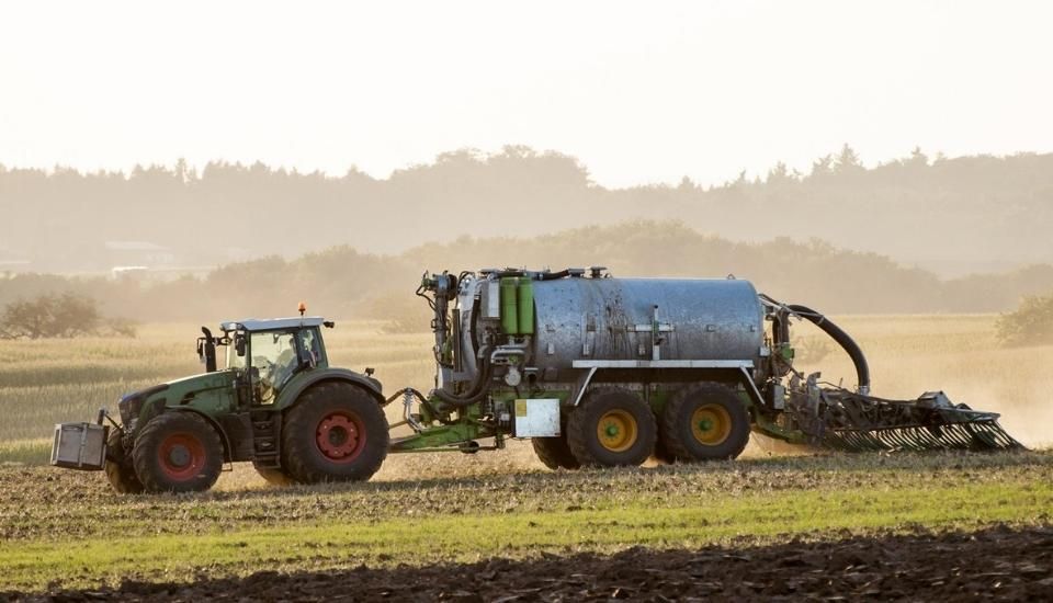 Europa adopta nuevas normas sobre fertilizantes a base de estiércol para reducir la dependencia externa
