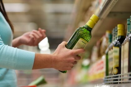Extremadura pide suspender el perfeccionamiento activo para el aceite de oliva